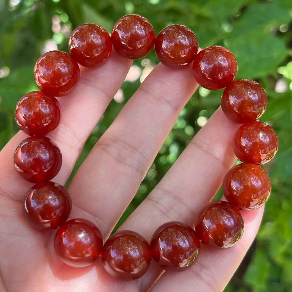14mm stretchable red carnelian bracelet - Picture 6 of 9